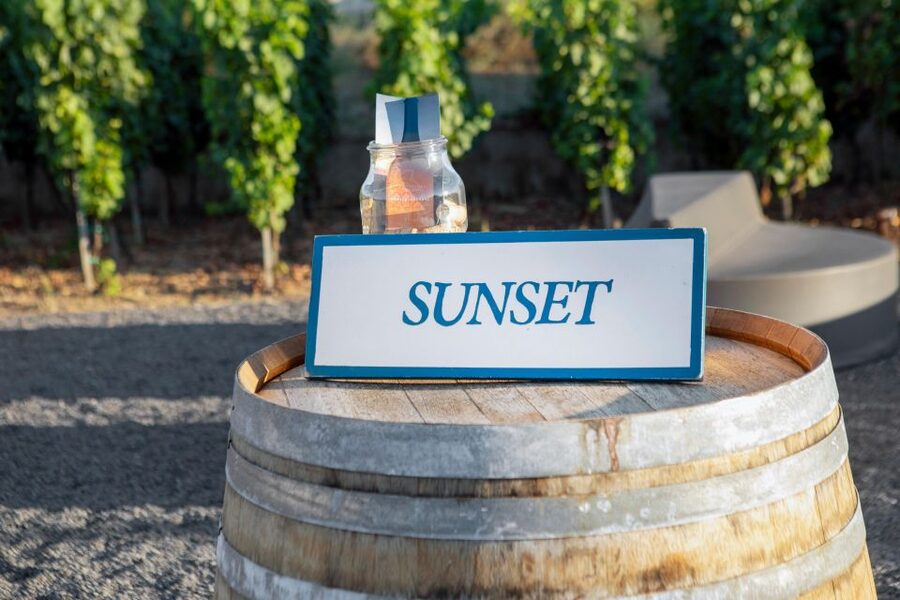 LIPARI WINERY - SUNSET WINE TASTING - Sunset at Tenuta di Castellaro