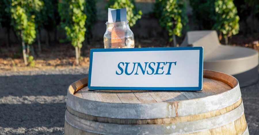 LIPARI WINERY - SUNSET WINE TASTING - The short winery visit
