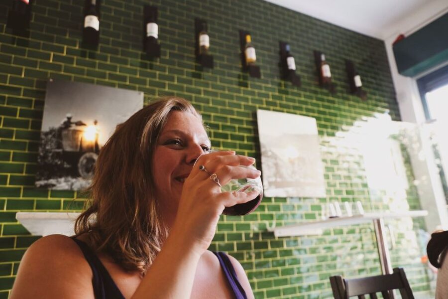 Lisbon: 1-Hour Portuguese Wine Tasting Session - The first pours: learning how Portugal’s regions differ