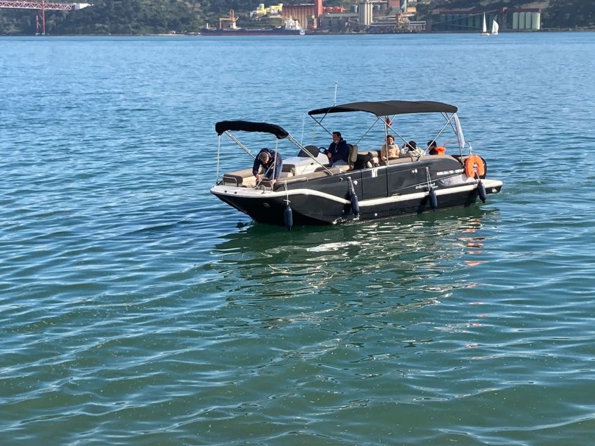 Lisbon: Boat Tour with Champagne - The final sights and return to the marina