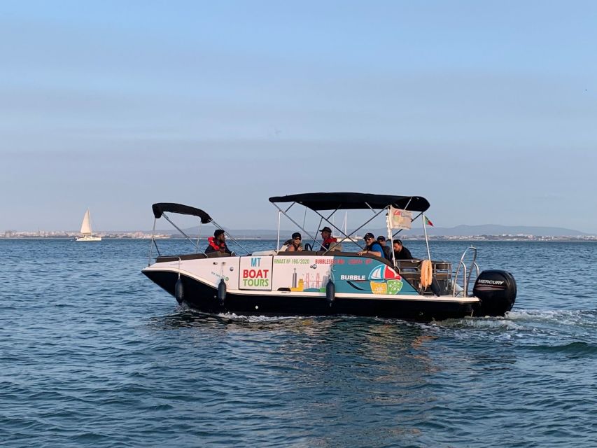 Lisbon: Boat Tour with Champagne - The 25 de Abril Bridge and Christ the King