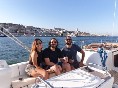 Champagne Sailing Tours