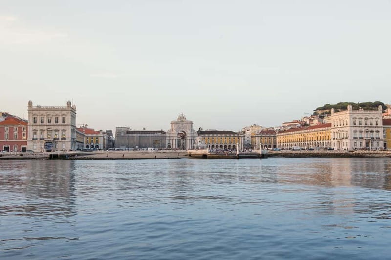 Lisbon: Daytime or Sunset Boat Cruise with History and Wine - At a glance: what makes this cruise worth considering