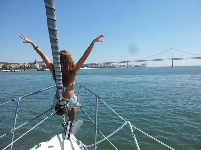 Lisbon: Daytime or Sunset Boat Cruise with History and Wine - Practical details before you book