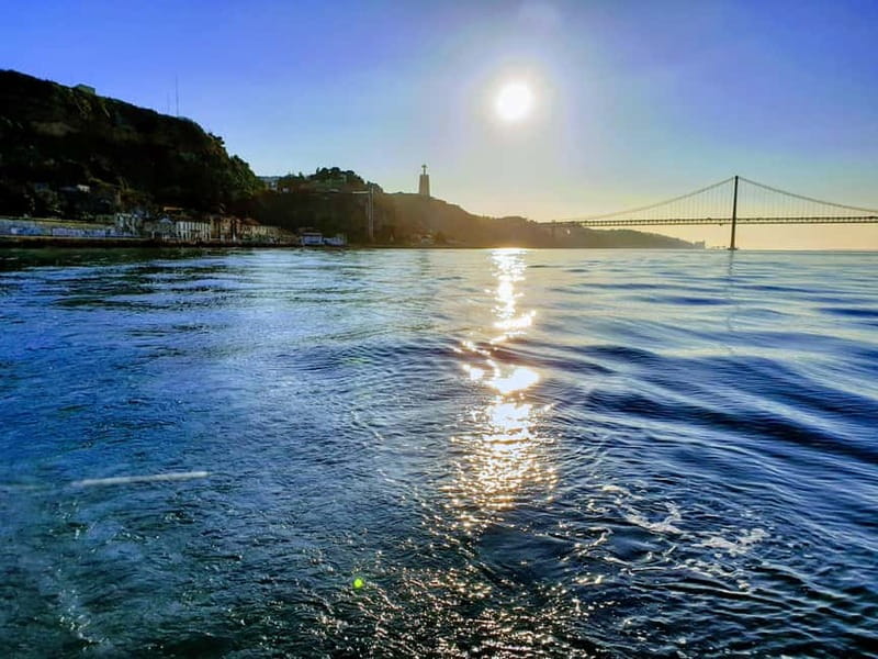 Lisbon: Daytime or Sunset Boat Cruise with History and Wine - Sailing past Lisbon’s maritime monuments