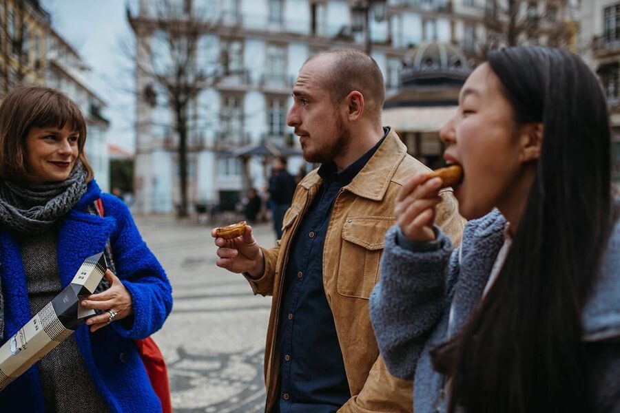 Lisbon: Evening Food & Wine Tour in Bairro Alto - What the $104 price really covers