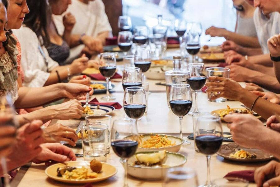 Lisbon: Food & Wine Walking Tour Through Baixa - Supremo Tribunal de Justiça and the first steps