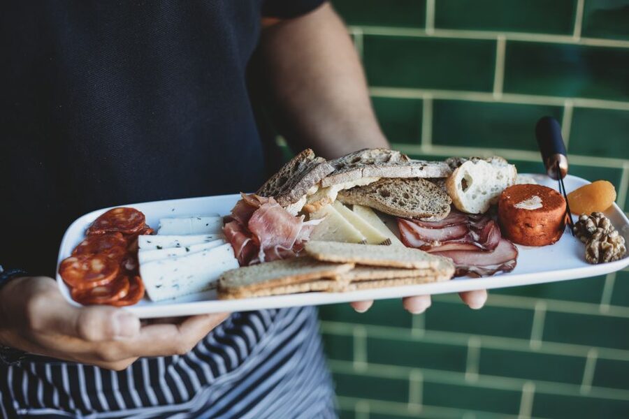 Lisbon: Portuguese Wine and Cheese Tasting with Lunch - Who should book this Lisbon tasting?