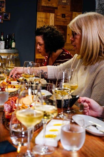 Lisbon: Premium Wine and Tapas Tasting Session - Should you book Lisbon Winery?