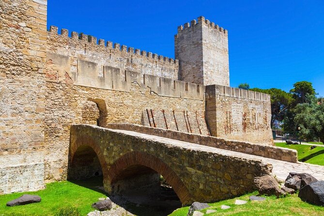 Lisbon Private Food Tour – Taste 10+ Local Dishes & Wines - Key points to know before you book
