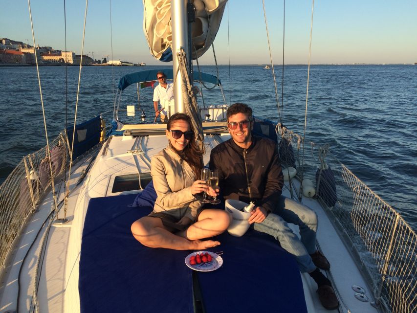 Lisbon: Private Sunset Sailing Tour with Champagne - Why the Tagus is Lisbon’s best sunset seat