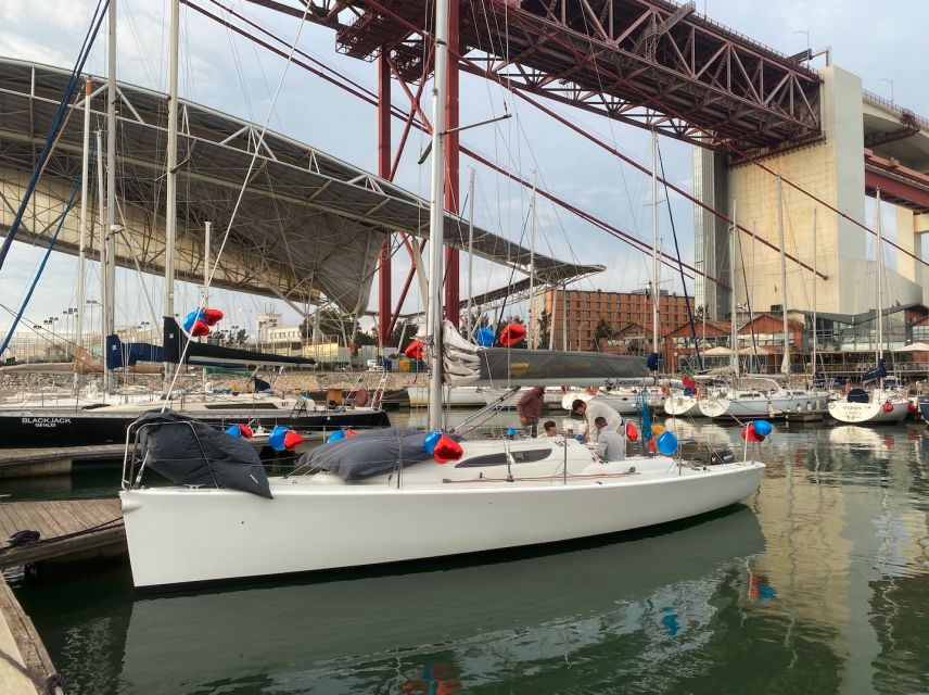 Lisbon: Sailboat Tour w/ Local Guide and Open Bar Green Wine - The long river stretch toward Almada