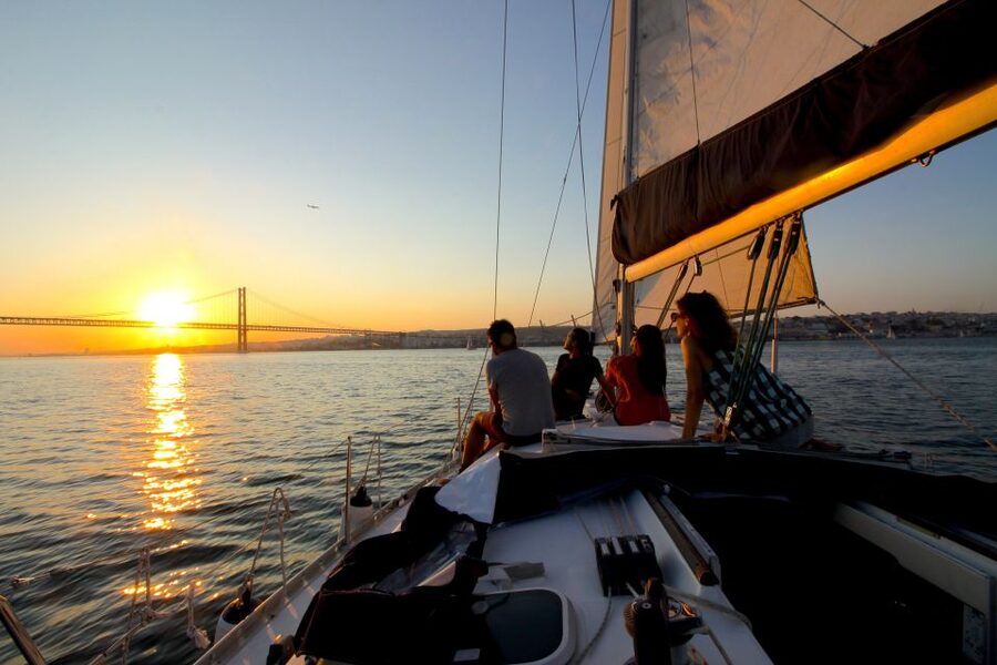 Lisbon: Sailing Tour with Wine and Snacks - Setting out from Doca de Alcântara