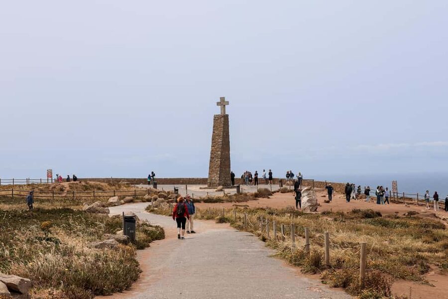 Lisbon: Sintra, Pena Palace & Wine Tasting Small-Group Tour - Colares wine tasting: the day’s most distinctive stop
