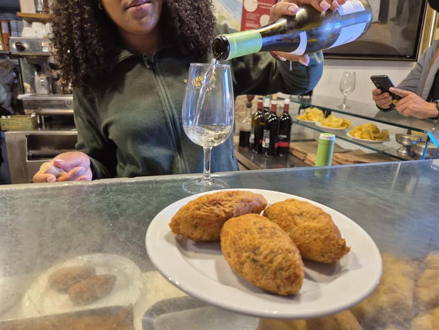 Lisbon Small-Group Food & Wine Tour Eat & Drink like a Local - Cheese, Vinho Verde, and a lighter pause