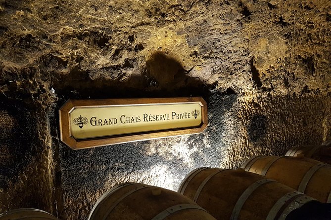 Loire Valley Half Day Wine Tour from Tours : 2 local wineries - Why the small group can make a difference