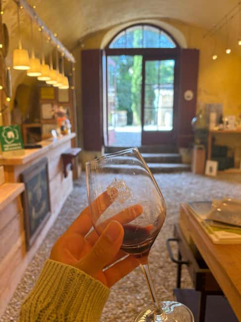 Luberon: Full-Day Wine Tour from Marseille - Second winery and the rhythm of the morning