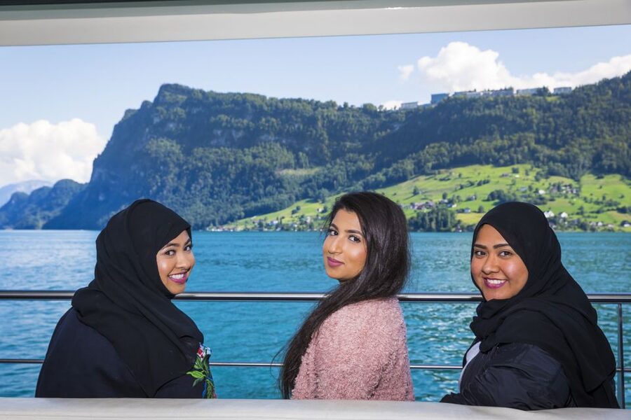 Lucerne: Walking and Boat Tour with Cheese & Wine Tasting - A smart first look at Lucerne