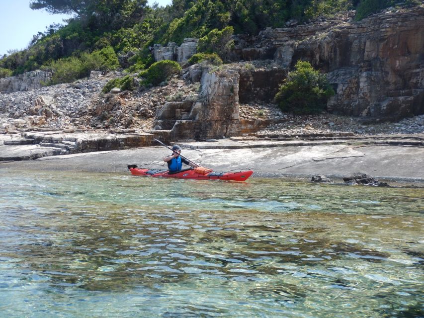 Lumbarda: Half-Day Kayaking and History with Wine delight - Is $81 a fair price?