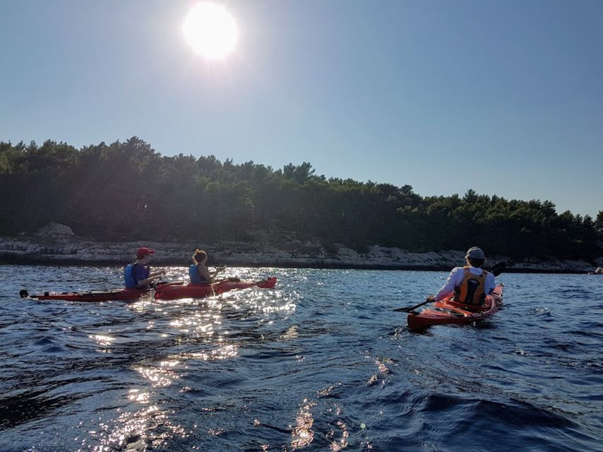 Lumbarda - Sunset Kayak Tour with a Picnic - Wine and Sweets - A 14th-century monastery and wild deer
