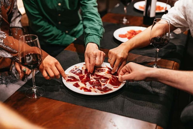 Madrid: Guided Tapas and Wine Tour with Rooftop Views - The rooftop finish, only in the evening