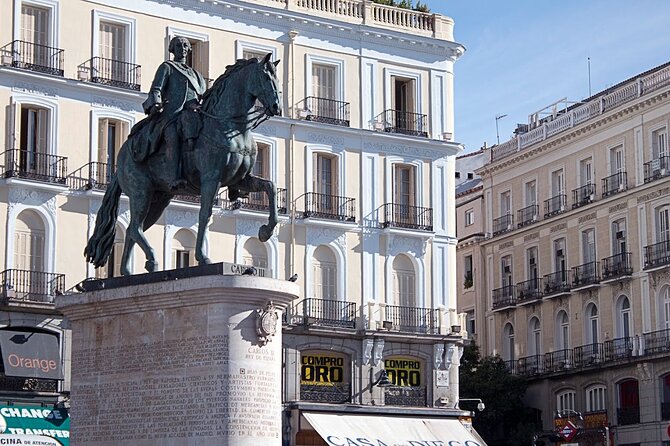 Madrid Historic Centre Food Tour with Authentic Tapas & Wines - The final restaurant in an 18th-century building