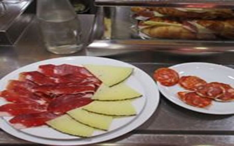 Madrid: Old Madrid Walking Food and Wine Tour - Timing, cancellation, and practical planning