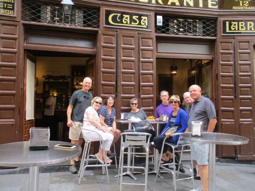 Madrid: Old Madrid Walking Food and Wine Tour - San Gines and the chocolate con churros option