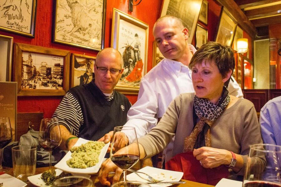 Madrid: Tapas & Wine Tasting Tour with Local Guide - The social side of a small group