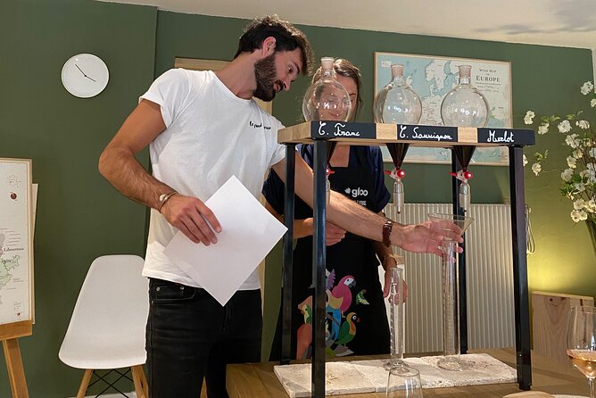 Make your own cuvée of Bordeaux wine - A Bordeaux workshop where you become the blender