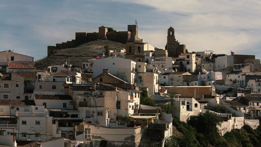 Malaga: White Village, Vineyard, and Wine Tasting Wine Tour - The countryside stop and its wide views