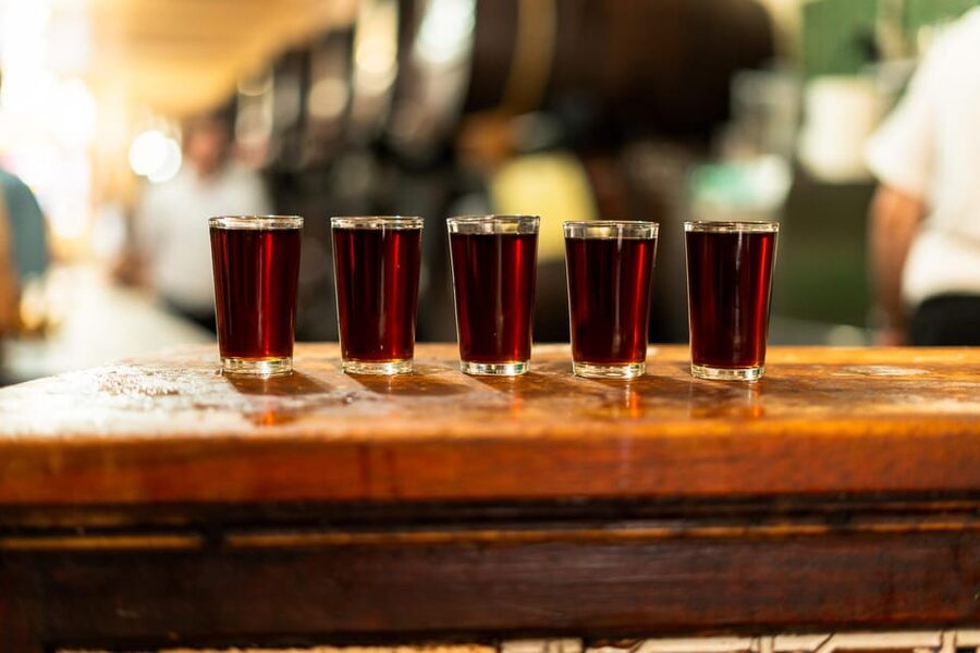 Malaga: Wine and Tapas Tour with Tastings and Drinks - Why this Malaga food tour works so well