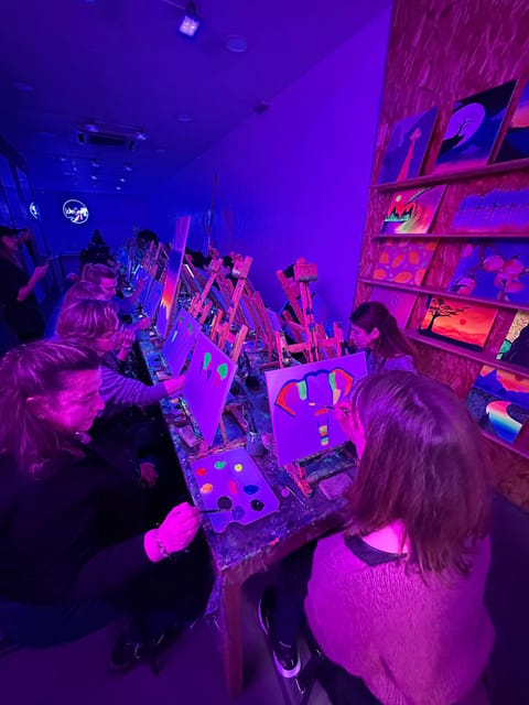 Málaga: Wine Gogh Glow Academy Paint and Sip Class - A blank canvas and a glass of Spanish wine