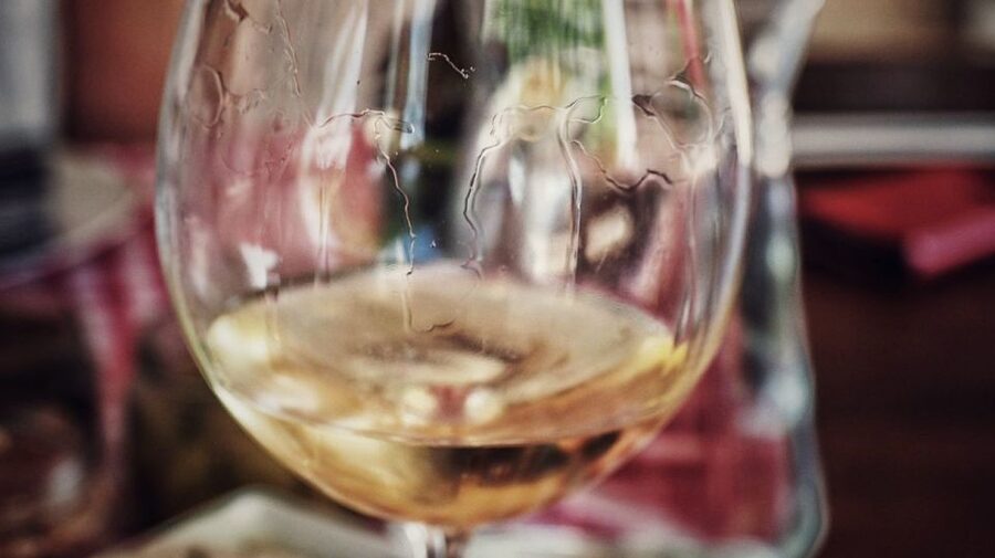 Mallorca: Private Wine Tour with Tasting and Picnic - Leaving the coast for Mallorca’s wine country