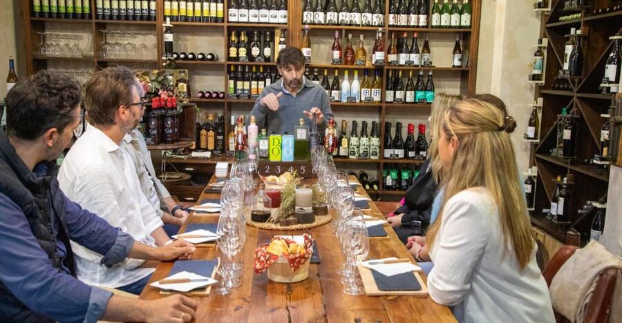 Marbella: Tour of the Old Town with Tapas & Wine - Who will enjoy this Marbella food walk?