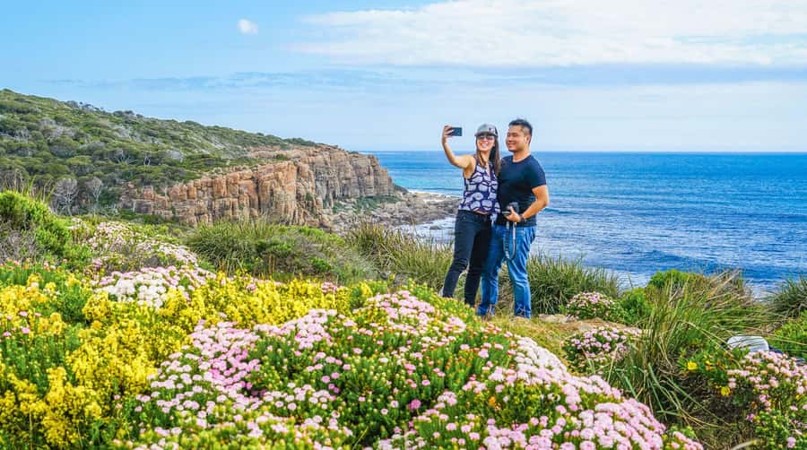 Margaret River: Guided Canoe & 4x4 Tour with Lunch & Wine - Fraser Gallop Estate, where lunch becomes the centerpiece