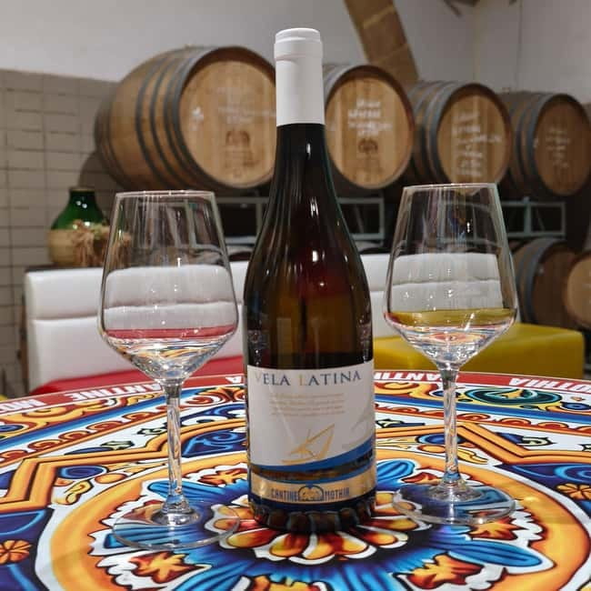Marsala: Historic winery tour with wine tasting - Entering the 19th-century baglio near Marsala