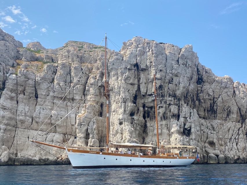 Marseille: Calanques Sailing Day Trip with Lunch and Wine - What the boat feels like during seven hours