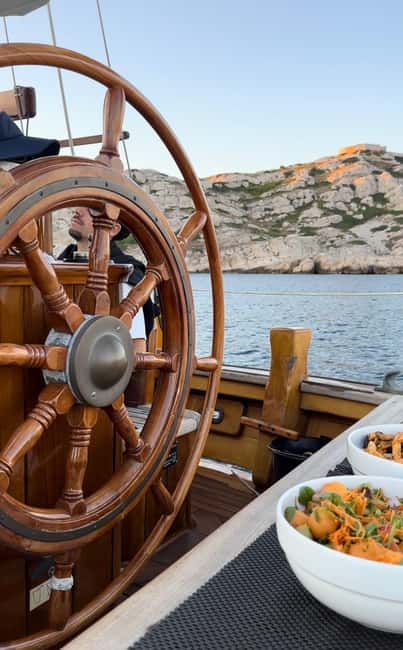 Marseille: Evening sailboat trip to the Calanques du Frioul with buffet and organic wine - Who Will Enjoy This Marseille Evening