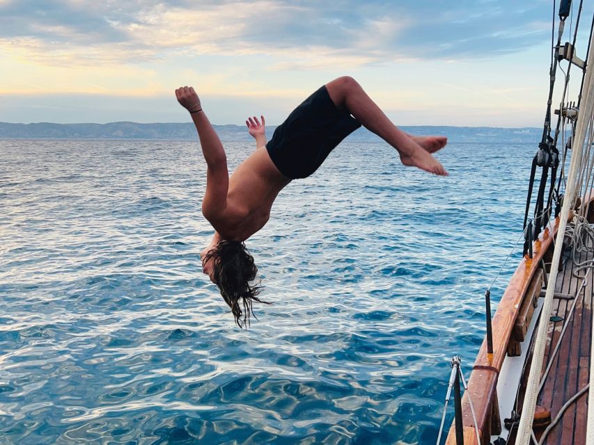 Marseille: Sailboat Cruise with Lunch, Swim & Organic Wine - Who Should Book This Cruise?