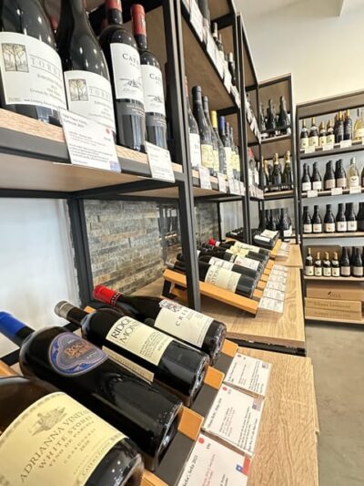 Marseille: Tailored Wine Tasting Experience in Top Wine Shop