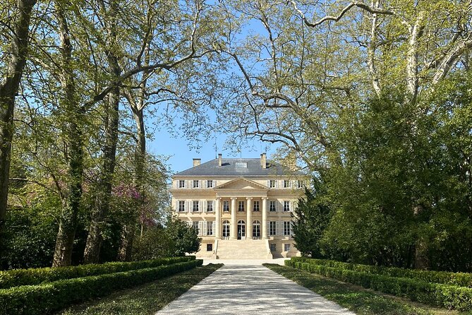 Medoc Afternoon Wine Tour - 2 Wineries, tastings & delicacies - First stop: a Grand Cru château in Margaux or Saint-Julien