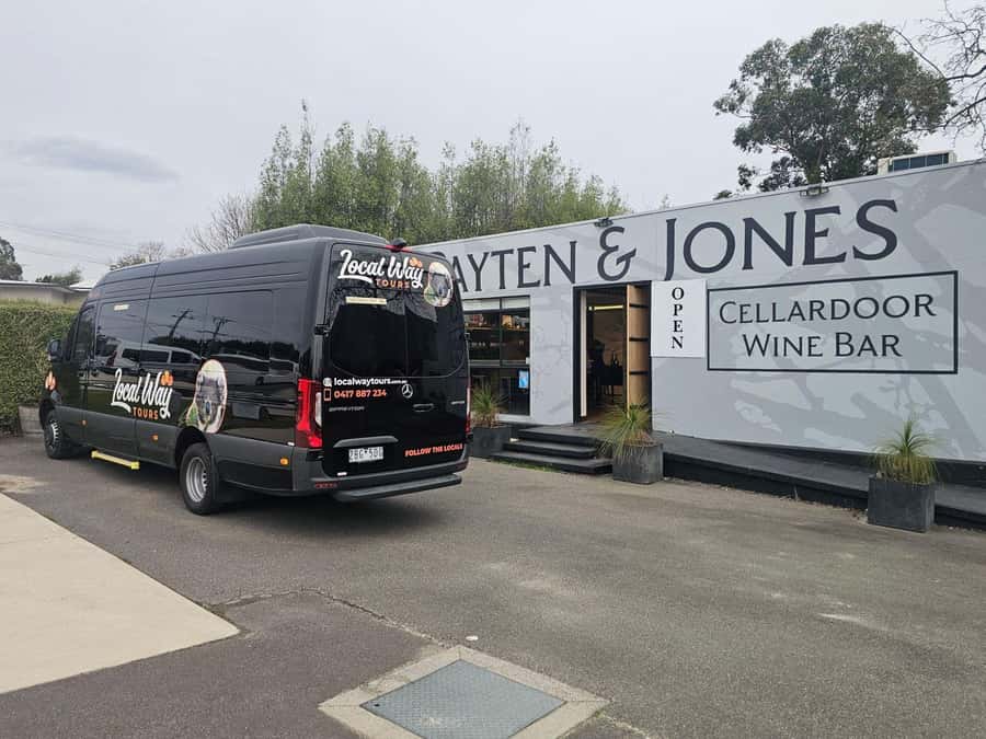 Melbourne: Yarra Valley Half-Day Wine Tour - Helen & Joey Estate brings the big views first