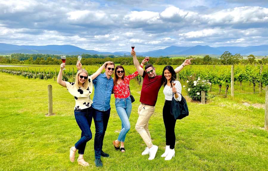 Melbourne: Yarra Valley Wine, Choc, Farm Fresh, Gin Tour - Why this tour works better than a wine-only outing