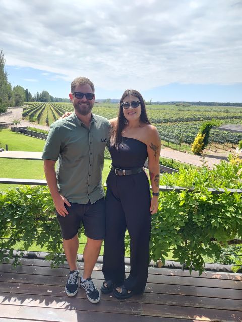 Mendoza: Top Wineries Guided Tour with Transportation - The final stop: lunch is the centerpiece