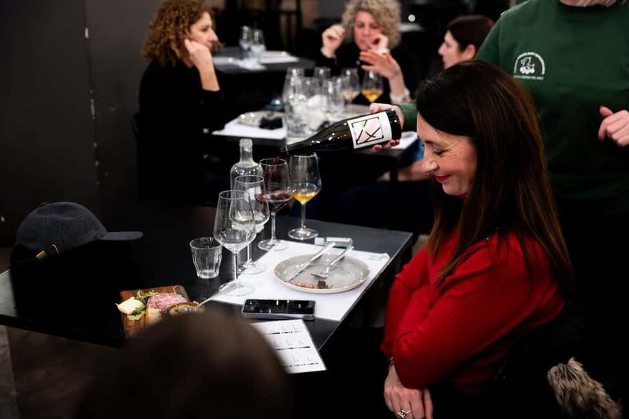 Milan Urban Winery: Taste & Tour at Cantina Urbana - The guides shape the experience