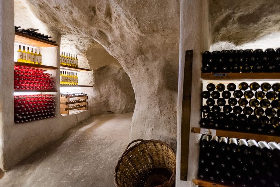 Milos Island: Kostantakis Winery Wine Tasting Experience - Why the small group matters