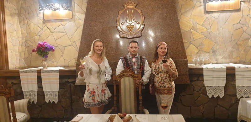Moldova: Wine Tour to Mileștii Mici Cellar with Tasting - Riding Through 200 Kilometers of Underground Galleries