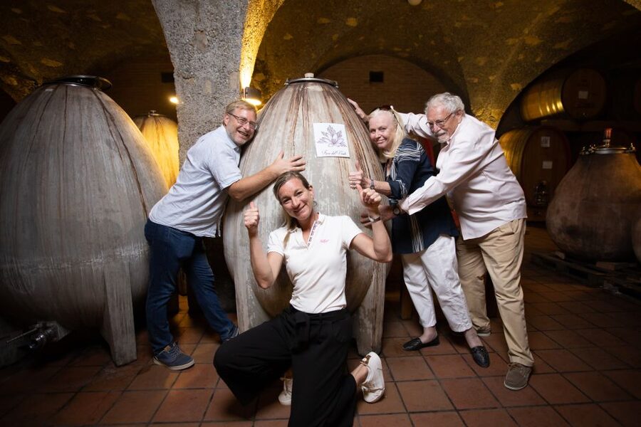 Montalcino: Guided Winery Tour and Wine Tasting - The Guides Make the Difference