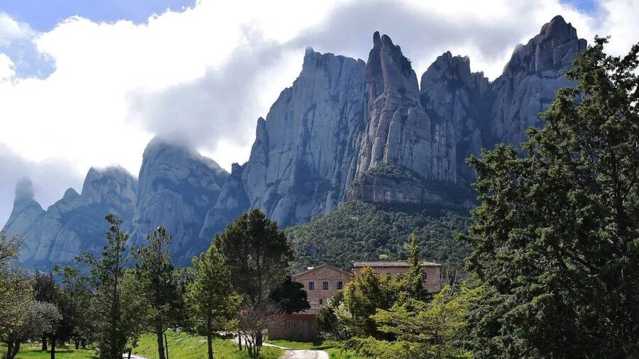 Montserrat & Cava Wineries Day Trip from Barcelona w/ Pickup - Three cavas and tapas, with an extra charge